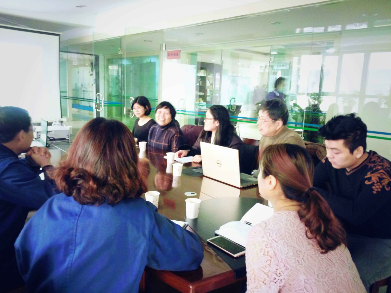 乌鲁木齐凡义恩雨信息技术咨询有限公司 到临天山制药调研