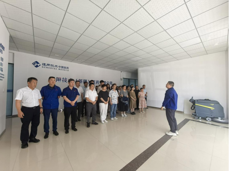 党建领航聚合力 安全共治促发展