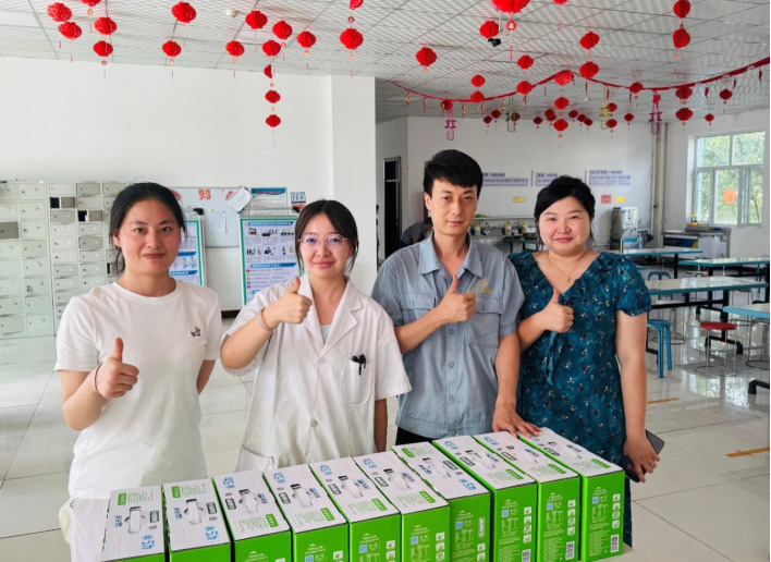 天山药业工会开展“夏送清凉”慰问活动