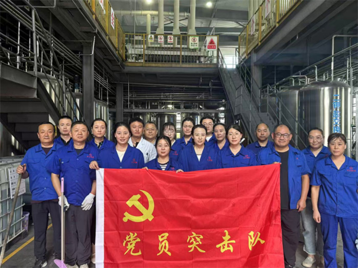 党员干部齐上阵 共筑洁净生产线